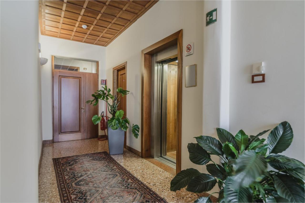 Le Camere Di Palazzo Bortolan Тревизо Екстериор снимка