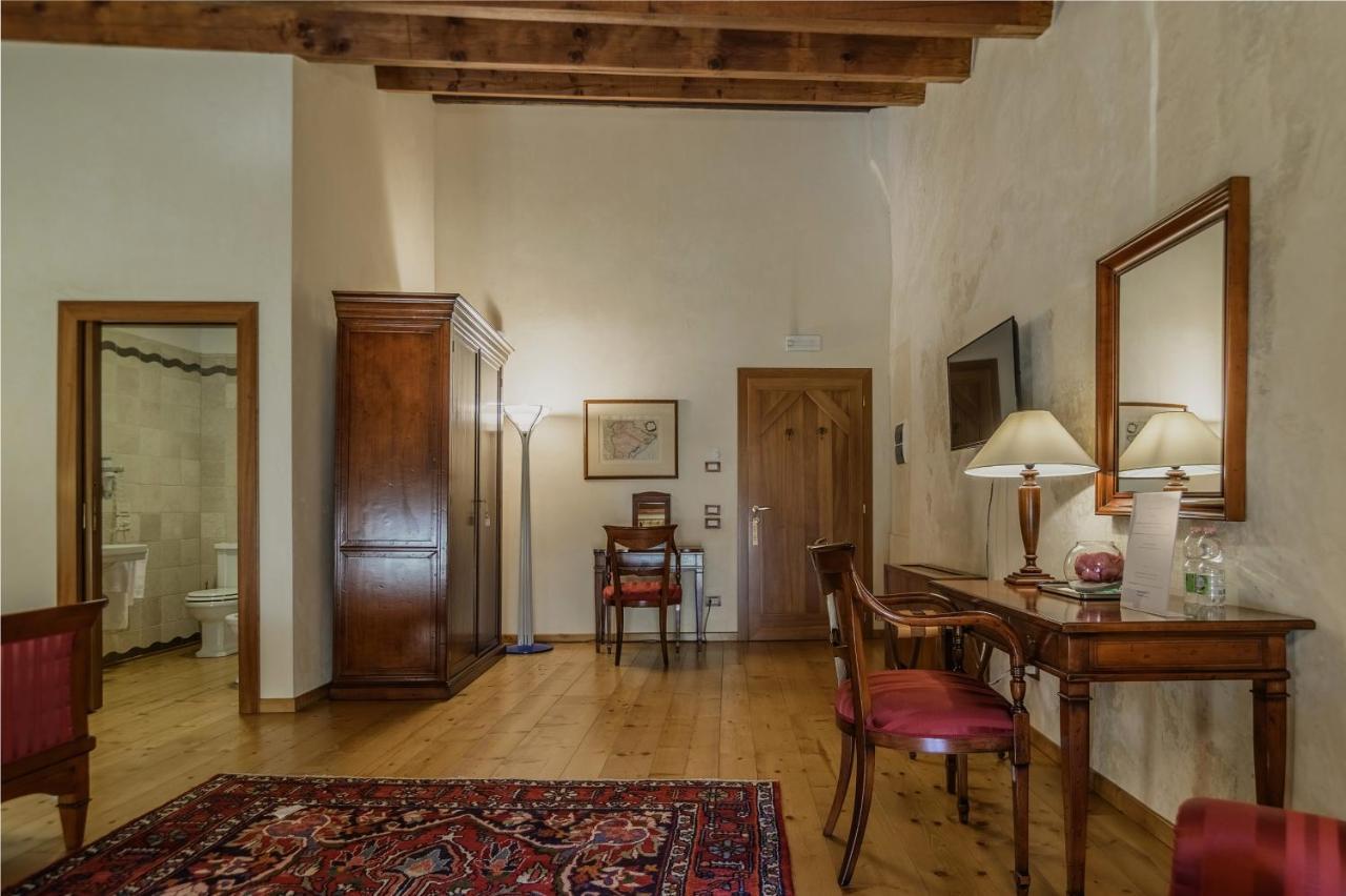 Le Camere Di Palazzo Bortolan Тревизо Екстериор снимка