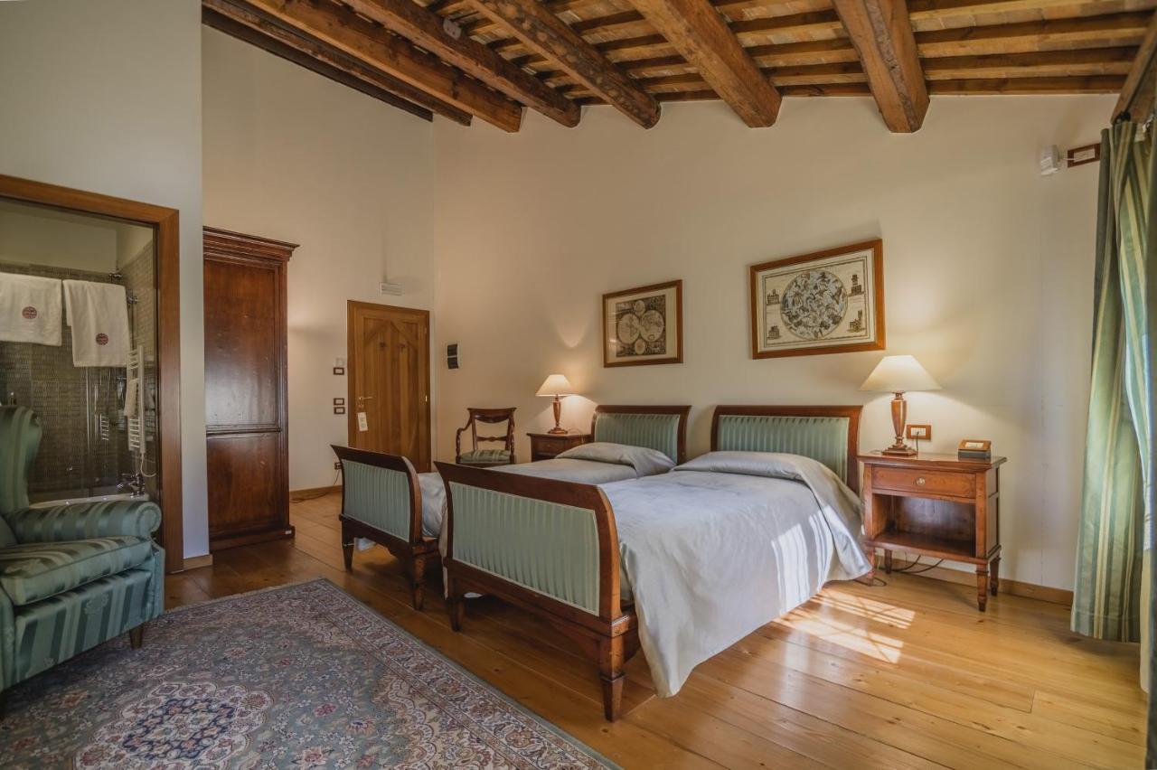 Le Camere Di Palazzo Bortolan Тревизо Стая снимка